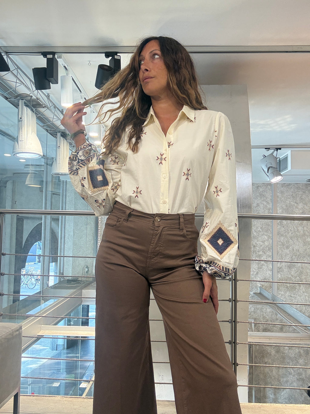 Camicia Ricamo Civico 1
