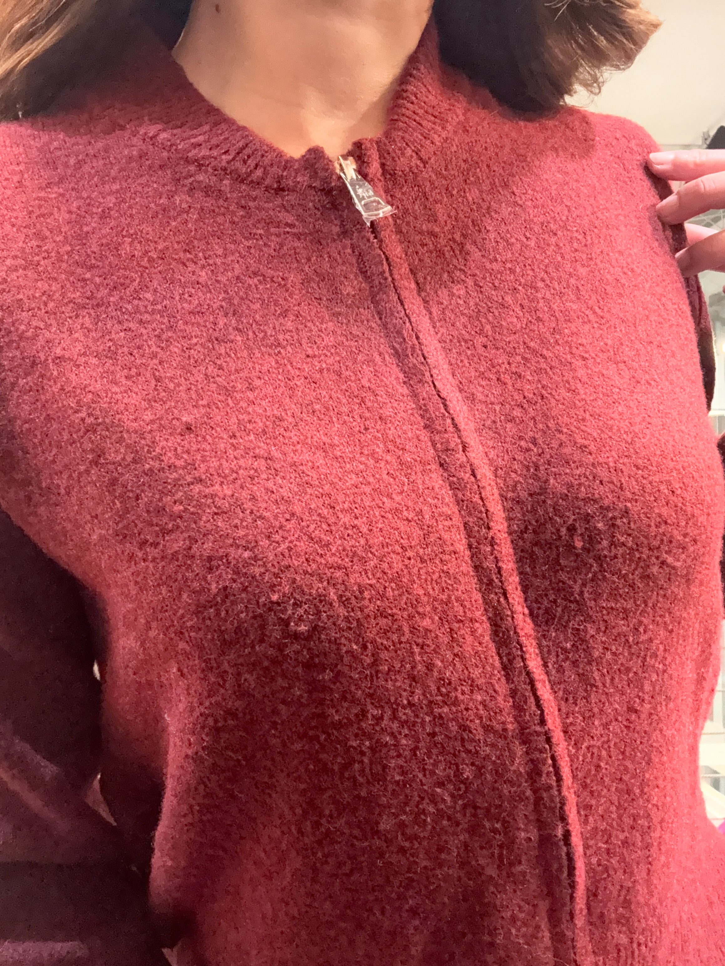 Cardigan Zip Mark Up