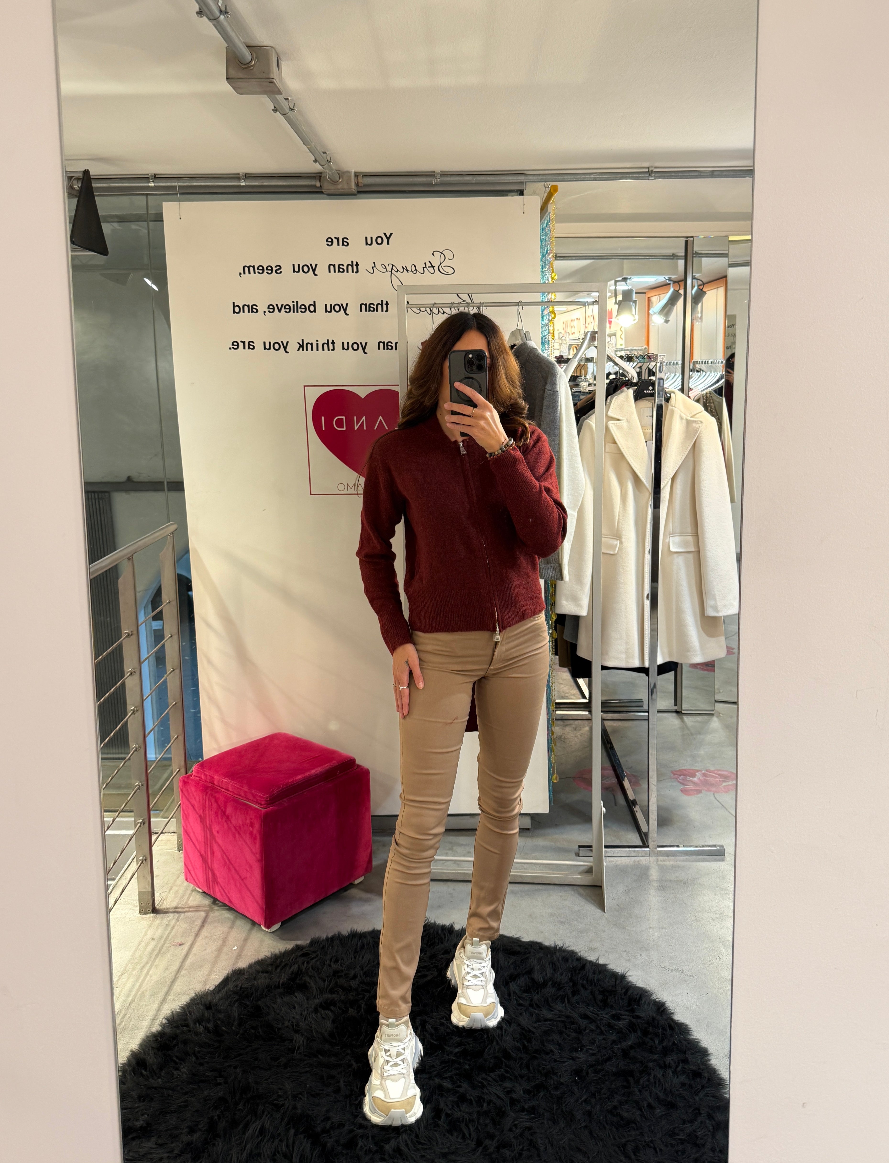 Cardigan Zip Mark Up