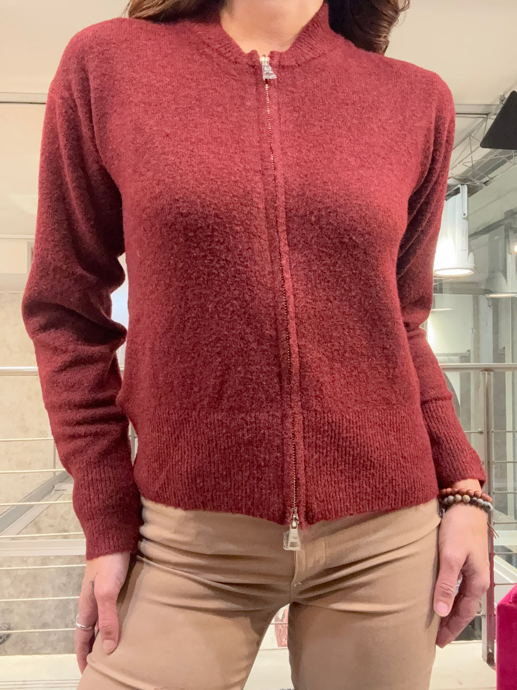 Cardigan Zip Mark Up