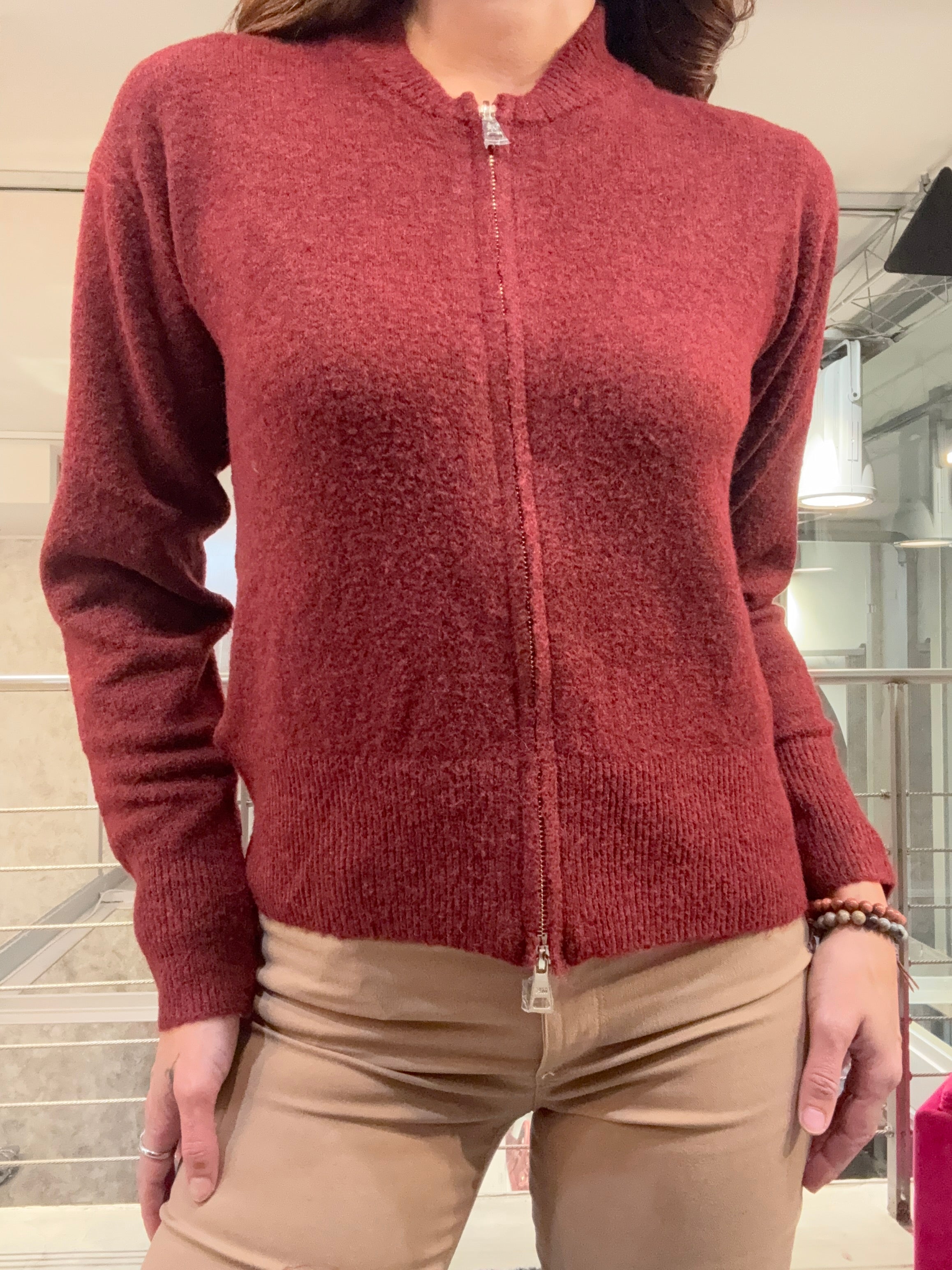 Cardigan Zip Mark Up