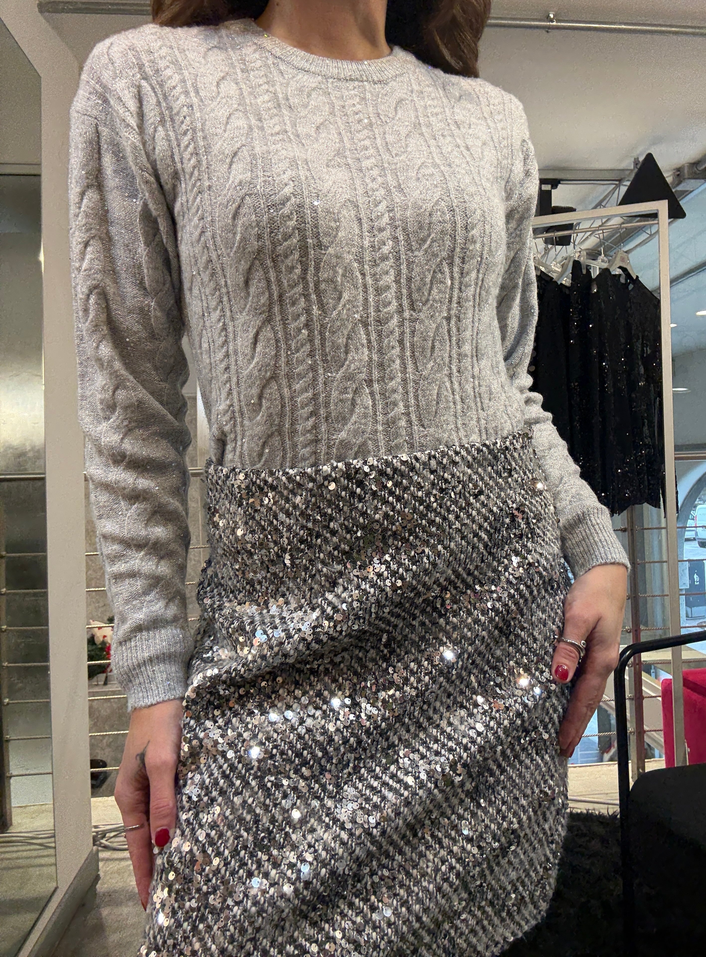 Pull Paillettes Mark Up